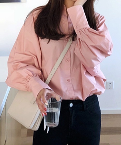 Diosfront（ディオスフロント）の「パフスリーブルーズシャツ（シャツ/ブラウス・レディース・ホワイト/ピンク/ブルーグレー・M/L）」の4枚目の写真