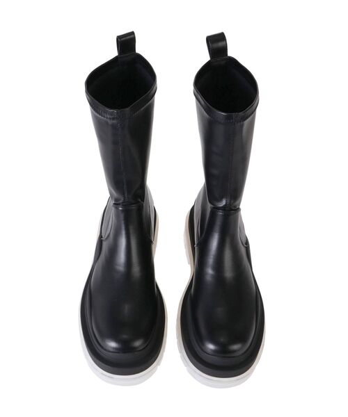 EMODA（エモダ）の「タンクソールボリュームブーツ（ブーツ・レディース・ブラック/アイボリー・SMALL/MEDIUM/LARGE）」の12枚目の写真