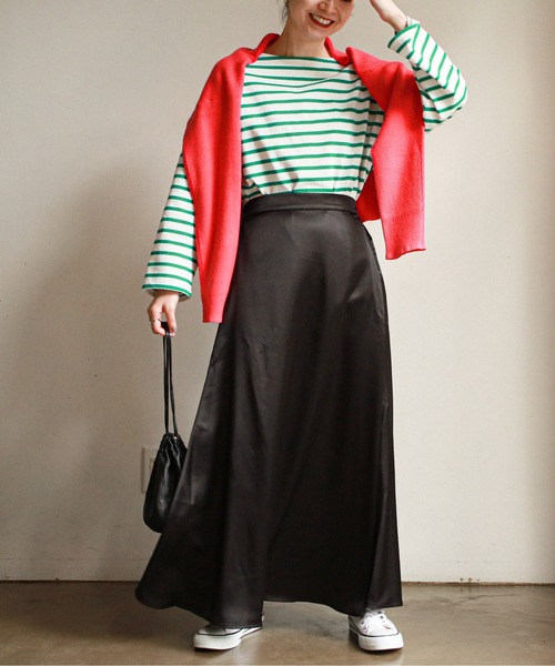 feepur（フェピュール）の「サテンマーメイドスカート（スカート・レディース・グレー系その他/グリーン/ブラック/エンジ・MEDIUM）」の14枚目の写真