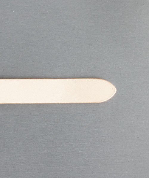 soe（ソーイ）の「soe Leather Belt（ベルト・メンズ・ブラック/ナチュラル・FREE）」の4枚目の写真