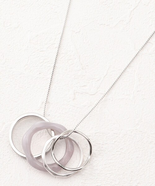 SHOO・LA・RUE（シューラルー）の「◆カスタムリングネックレス（ネックレス・レディース・ダークグリーン/ライトパープル/ダークブラウン・00）」の5枚目の写真