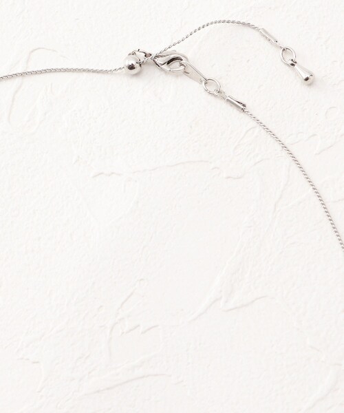 SHOO・LA・RUE（シューラルー）の「◆カスタムリングネックレス（ネックレス・レディース・ダークグリーン/ライトパープル/ダークブラウン・00）」の4枚目の写真