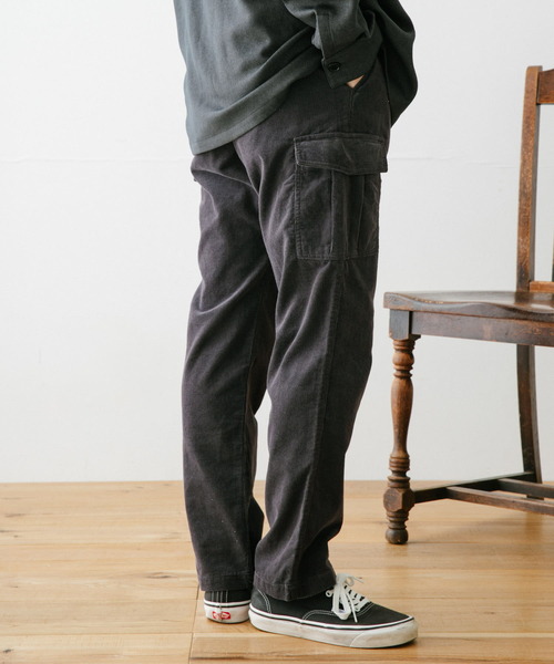 ITEMS URBANRESEARCH(アイテムズ アーバンリサーチ)の「コーデュロイ シェフカーゴパンツ(カーゴパンツ・メンズ・ベージュ/チャコールグレー/ブラック/オリーブ・MEDIUM/LARGE)」の3枚目の写真