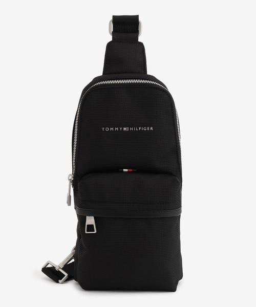  トミーヒルフィガー☆ナイロンショルダーバッグ TOMMY HILFIGER（トミーヒルフィガー）の「ナイロンショルダー