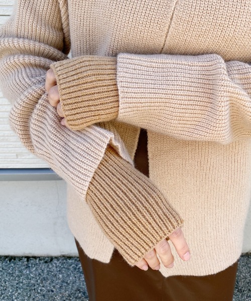 CLEA（クレア）の「ニットアームウォーマー（アームカバー・レディース・ブラック/ベージュ/アイボリー/ナチュラル・FREE）」の9枚目の写真