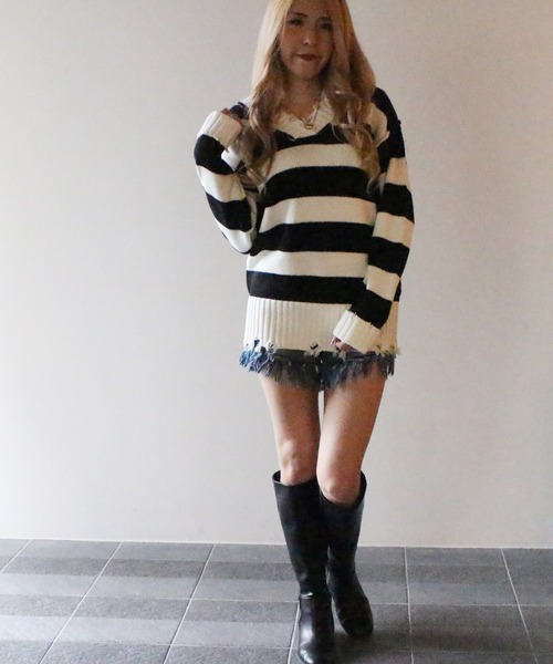 one way(ワンウェイ)の「【oneway Jeans】ボーダーブロークンVネックニット(ニット/セーター・レディース・ライトグレー/ブラック/ベージュ・FREE)」の8枚目の写真