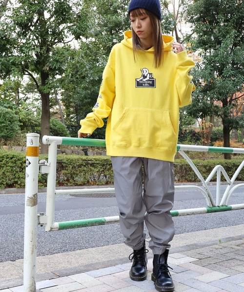 JUNGLES（ジャングルス）の「FR2/エフアールツー×JUNGLES/ジャングルス コラボ Smoking Kills Hoodie パーカー 袖プリント ビッグシルエット（パーカー・メンズ・ブラック/イエロー・M/L/XL）」の10枚目の写真