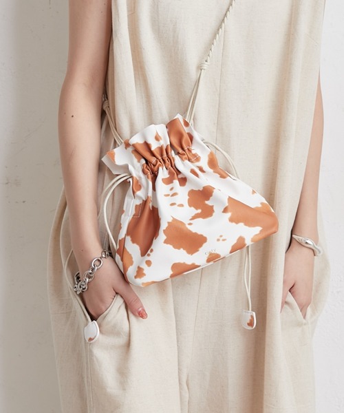 CIAOPANIC TYPY(チャオパニックティピー)の「cipty巾着ショルダーバッグ(ショルダーバッグ・レディース・ホワイト/ブラック/ベージュ/ブラウン/ミント・ONE SIZE)」の2枚目の写真