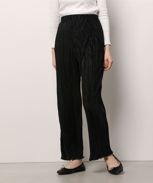 IGNIO（イグニオ）の「イグニオ  IGNIO サテンプリーツパンツ（その他パンツ・レディース・ブラック/ベージュ・M/XL/S/L）」の2枚目の写真