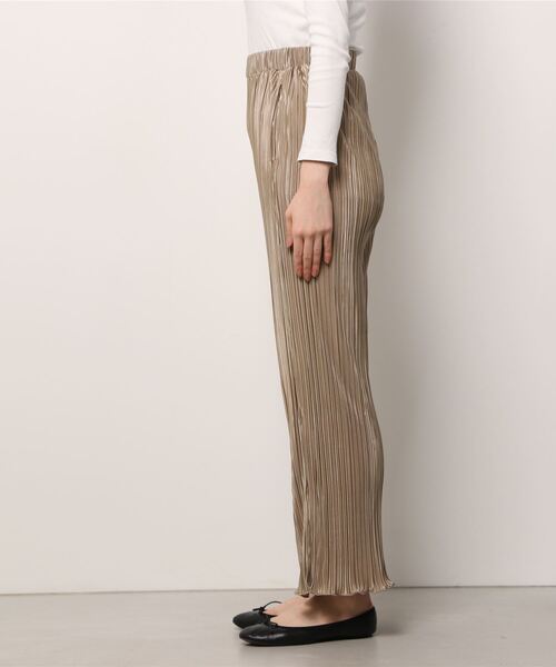 IGNIO（イグニオ）の「イグニオ  IGNIO サテンプリーツパンツ（その他パンツ・レディース・ブラック/ベージュ・M/XL/S/L）」の3枚目の写真