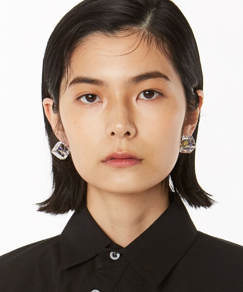 ANEVER(アンエバー)の「MINI CUBE ピアス(ピアス(両耳用)・レディース・ホワイト系/アイボリー系・F)」の7枚目の写真