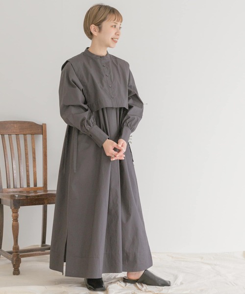 ITEMS URBANRESEARCH(アイテムズ アーバンリサーチ)の「ベストセットシャツワンピース(シャツワンピース・レディース・オフホワイト/ブルー系その他/チャコールグレー・FREE)」の9枚目の写真