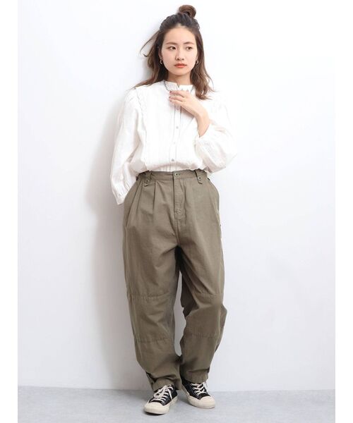 Ungrid(アングリッド)の「コットンフリルブラウス(シャツ/ブラウス・レディース・ブラック/オフホワイト・FREE)」の3枚目の写真