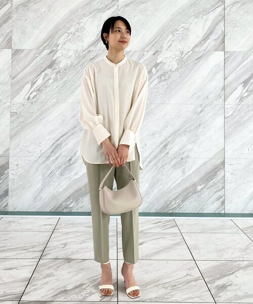 OPAQUE.CLIP(オペークドットクリップ)の「◆マルチファンクション ピンタックテーパードパンツ(その他パンツ・レディース・オフホワイト/ネイビー/ブラック/サンドベージュ・40/36/34/42/38)」の21枚目の写真