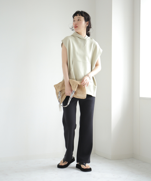 CORSO ROMA，9（コルソローマ）の「CORSO ROMA 9 レザーアツゾコトングサンダル（サンダル・レディース・キャメル/ブラック系その他・36/37/38）」の5枚目の写真