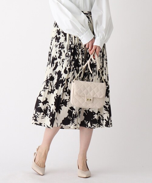 index（インデックス）の「◆キルティングバッグルバッグ（ショルダーバッグ・レディース・ブラック/オフホワイト・00）」の9枚目の写真