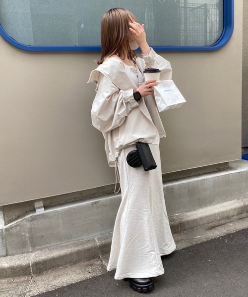 one after another NICE CLAUP(ワンアフターアナザーナイスクラップ)の「ユーティリティマウンテンパーカー(マウンテンパーカー・レディース・アイボリー/ブラック・FREE)」の9枚目の写真