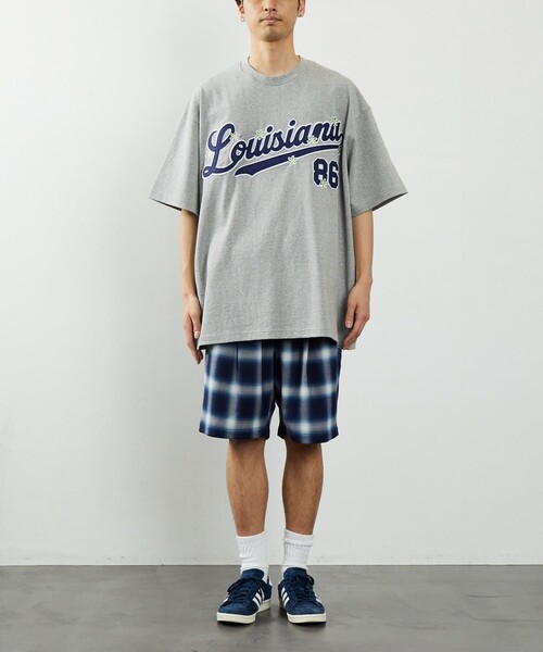 FREAK'S STORE（フリークスストア）の「FREAK'S STORE/フリークスストア フェルトロゴ  フラワー刺繍TEE/サガラ/刺繍/チームロゴ/花柄（Tシャツ/カットソー・メンズ・ホワイト/ブラック/グレー/アッシュグレー/グリーン/ネイビー・SMALL/MEDIUM/LARGE）」の11枚目の写真