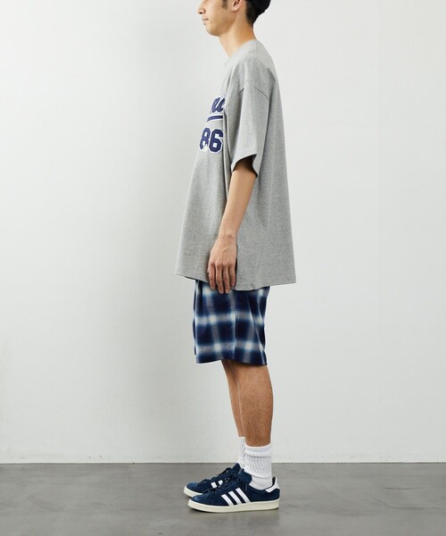 FREAK'S STORE（フリークスストア）の「FREAK'S STORE/フリークスストア フェルトロゴ  フラワー刺繍TEE/サガラ/刺繍/チームロゴ/花柄（Tシャツ/カットソー・メンズ・ホワイト/ブラック/グレー/アッシュグレー/グリーン/ネイビー・SMALL/MEDIUM/LARGE）」の12枚目の写真