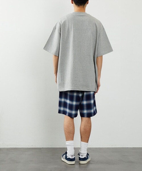 FREAK'S STORE（フリークスストア）の「FREAK'S STORE/フリークスストア フェルトロゴ  フラワー刺繍TEE/サガラ/刺繍/チームロゴ/花柄（Tシャツ/カットソー・メンズ・ホワイト/ブラック/グレー/アッシュグレー/グリーン/ネイビー・SMALL/MEDIUM/LARGE）」の13枚目の写真