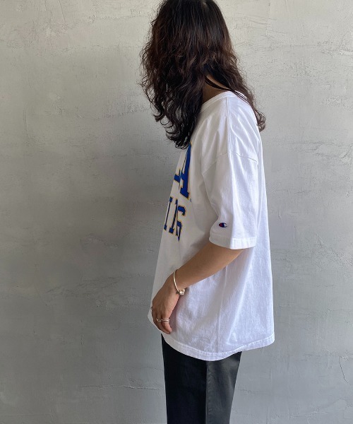 Champion（チャンピオン）の「[Champion/チャンピオン] T1011 UCLA カレッジロゴプリントTシャツ（Tシャツ/カットソー・レディース・ホワイト/ネイビー・S/M/L/XL）」の15枚目の写真