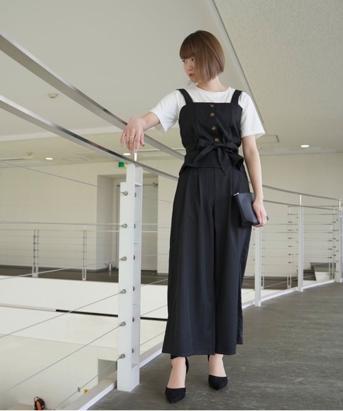 CECIL McBEE(セシルマクビー)の「インナー付きビスチェ&ワイドパンツセットアップ(ワンピース・レディース・アイボリー/ブラック/ベージュ・MEDIUM/LARGE)」の3枚目の写真