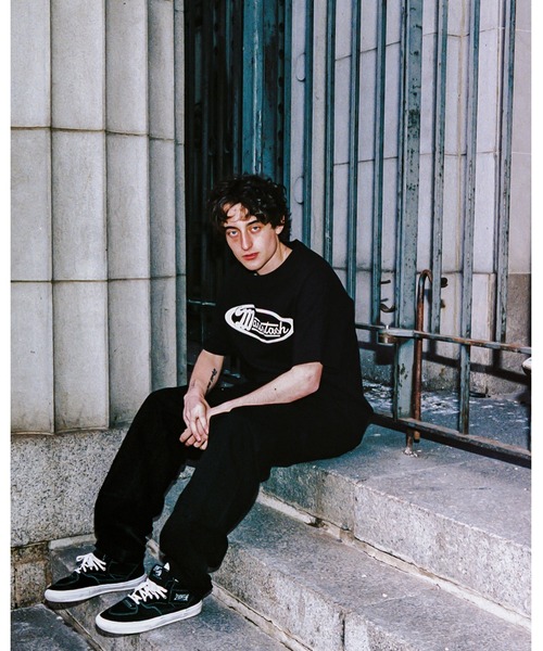 MANASTASH（マナスタッシュ）の「【直営店限定】MANASTASH N.A.U/マナスタッシュエヌエーユー　DOT LOGO TEE ドットロゴティー（Tシャツ/カットソー・メンズ・ホワイト/ブラック・MEDIUM/LARGE/X-LARGE）」の3枚目の写真