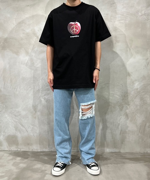 FTW(エフティダブリュー)の「APPLE S/S TEE(Tシャツ/カットソー・メンズ・ホワイト/ブラック・MEDIUM/LARGE)」の4枚目の写真