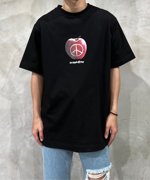 FTW(エフティダブリュー)の「APPLE S/S TEE(Tシャツ/カットソー・メンズ・ホワイト/ブラック・MEDIUM/LARGE)」の3枚目の写真