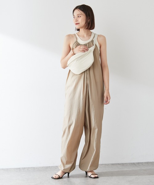 Omekashi(オメカシ)の「【earthy_】キャミサロペット(パッカブル)(サロペット/オーバーオール・レディース・パープル/キャメル/ブラック/ベージュ・FREE)」の3枚目の写真