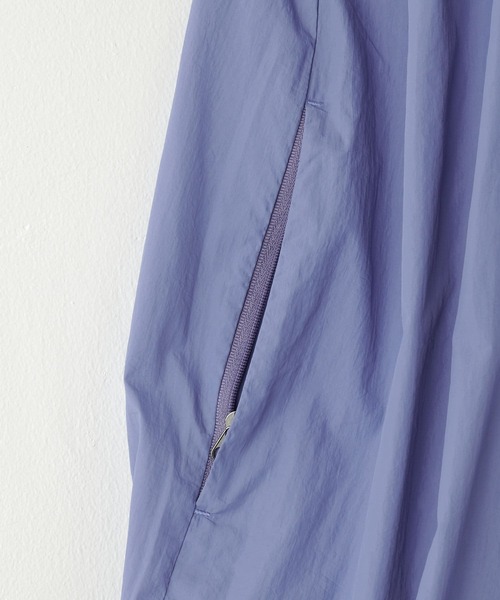 Omekashi(オメカシ)の「【earthy_】キャミサロペット(パッカブル)(サロペット/オーバーオール・レディース・パープル/キャメル/ブラック/ベージュ・FREE)」の6枚目の写真