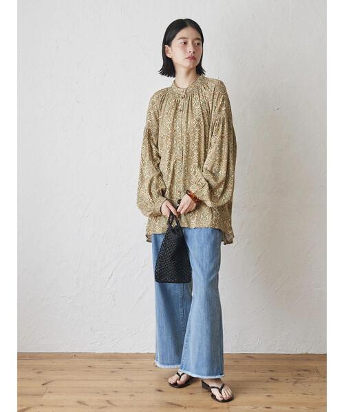 AMERICAN HOLIC(アメリカンホリック)の「さらっと袖ボリュームギャザーブラウス(シャツ/ブラウス・レディース・イエロー/ベージュ/ネイビー・L/M)」の20枚目の写真