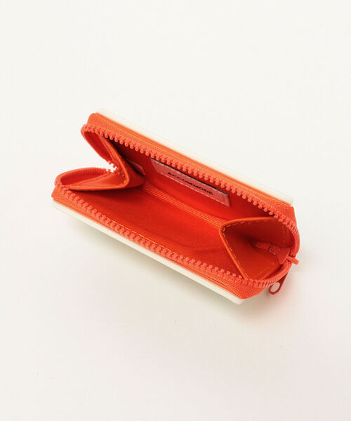 Ray BEAMS(レイビームス)の「Accommode / カセットテープ ポーチ(ポーチ・レディース・ナチュラル/ピンク・ONE SIZE)」の5枚目の写真