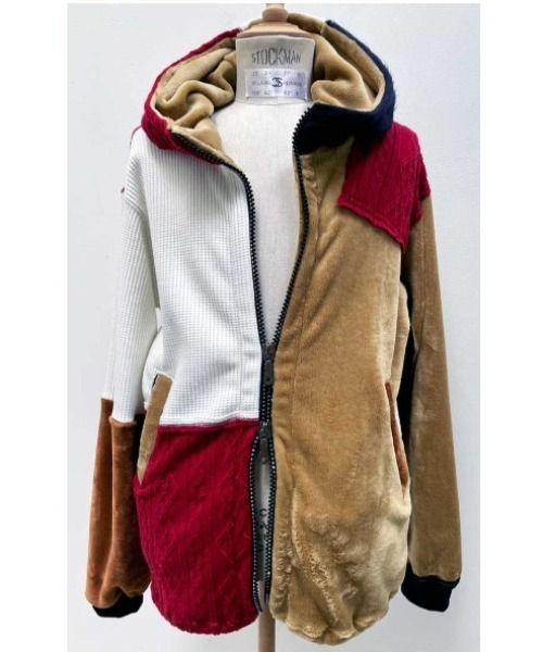 FranCisT_MOR.K.S.（フランシストモークス）の「FranCisT_MOR.K.S./フランシスト モークス/HYBRID 17 Switching P/W Bomber Hoodie Jacket（パーカー・メンズ・ホワイト/レッド・3/4/2）」の4枚目の写真