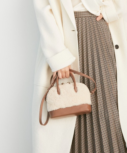 TOPKAPI（トプカピ）の「【TREASURE TOPKAPI/トプカピ トレジャー】 ムートン 2way ミニ ハンドバッグ（ハンドバッグ・レディース・ブラウン/クリーム・FREE）」の2枚目の写真