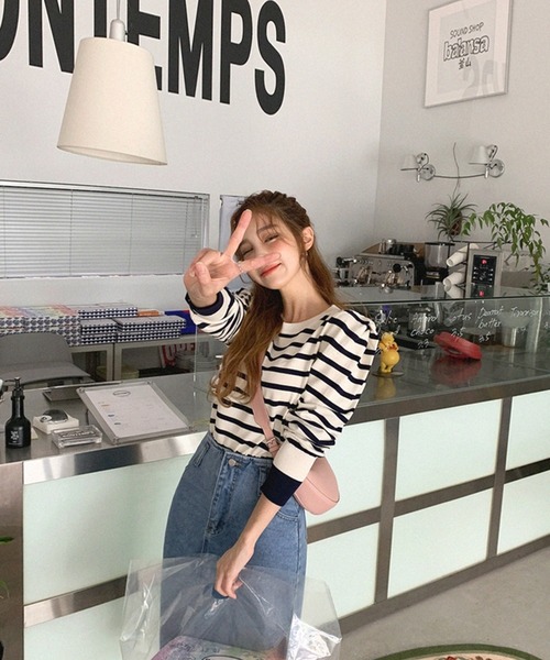 VitaFelice（ヴィータフェリーチェ）の「パフスリーブ ボーダーカットソー（Tシャツ/カットソー・レディース・アイボリー/ネイビー・FREE）」の8枚目の写真