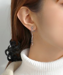 ANEMONE（アネモネ）の「ダブルウェーブラインイヤリング（イヤリング）」