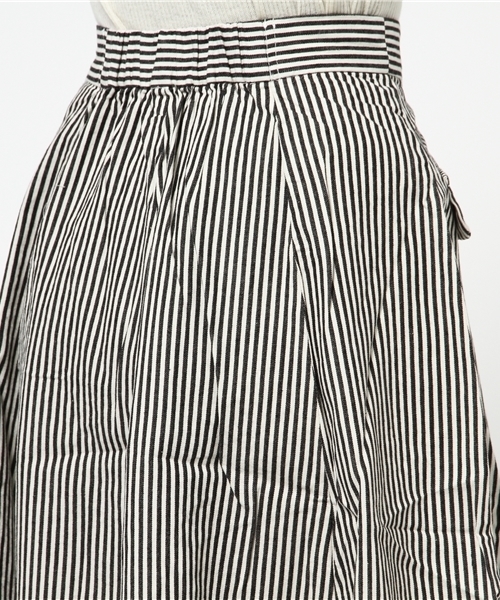 GIORDANO（ジョルダーノ）の「[GIORDANO]ストライプフラップ付スカート（スカート・レディース・ブラック/ネイビー・FREE）」の7枚目の写真