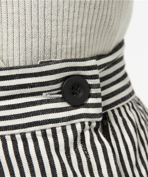 GIORDANO（ジョルダーノ）の「[GIORDANO]ストライプフラップ付スカート（スカート・レディース・ブラック/ネイビー・FREE）」の10枚目の写真