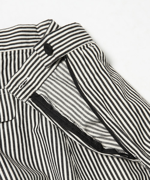 GIORDANO（ジョルダーノ）の「[GIORDANO]ストライプフラップ付スカート（スカート・レディース・ブラック/ネイビー・FREE）」の11枚目の写真