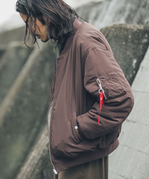 URBAN RESEARCH Sonny Label（アーバンリサーチサニーレーベル）の「中綿リバーシブルMA-1（MA-1・メンズ・ベージュ系その他/グリーン系その他/ホワイト系その他・MEDIUM/LARGE/X-LARGE）」の6枚目の写真