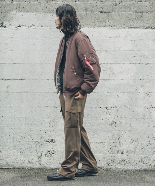 URBAN RESEARCH Sonny Label（アーバンリサーチサニーレーベル）の「中綿リバーシブルMA-1（MA-1・メンズ・ベージュ系その他/グリーン系その他/ホワイト系その他・MEDIUM/LARGE/X-LARGE）」の9枚目の写真