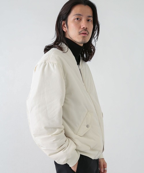 URBAN RESEARCH Sonny Label（アーバンリサーチサニーレーベル）の「中綿リバーシブルMA-1（MA-1・メンズ・ベージュ系その他/グリーン系その他/ホワイト系その他・MEDIUM/LARGE/X-LARGE）」の19枚目の写真