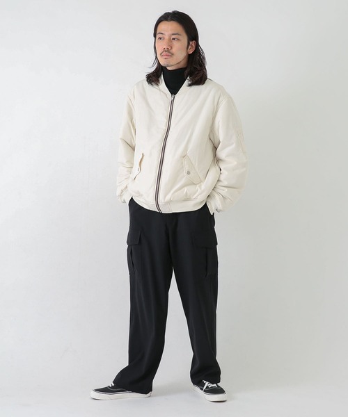 URBAN RESEARCH Sonny Label（アーバンリサーチサニーレーベル）の「中綿リバーシブルMA-1（MA-1・メンズ・ベージュ系その他/グリーン系その他/ホワイト系その他・MEDIUM/LARGE/X-LARGE）」の21枚目の写真