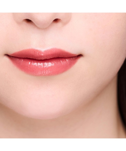 THREE（スリー）の「THREE ディヴァインリップジェム（口紅/リップティント/グロス・レディース・04 KISS THE SKY/06 FALL FOR ME/01 SACRED SUNLIGHT/02 FLOWER CHILD/03 FLOWER LAUGHTER/05 BLITHE BELIEVER/07 CHARISMA KISS/08 N.Y. STARS/11 ELEMENTAL ELEGANCE/10 ETERNAL FLOWER/09 SWEETEST SOUL・FREE）」の15枚目の写真