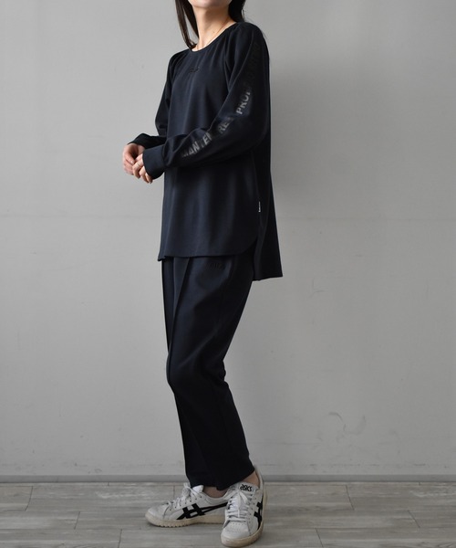FILA（フィラ）の「[FILA/フィラ]2点セットポンチスウェットセットアップ（セットアップ・レディース・ネイビー/ブラック・L/LL/M）」の18枚目の写真