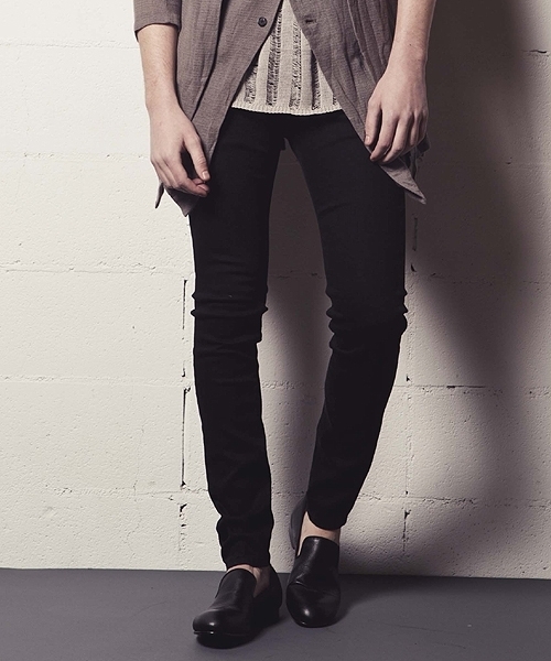 NO ID.(ノーアイディ)の「ストレッチスキニーパンツ(デニムパンツ・メンズ・ホワイト/インディゴブルー/ブラック・3/2/1)」の2枚目の写真