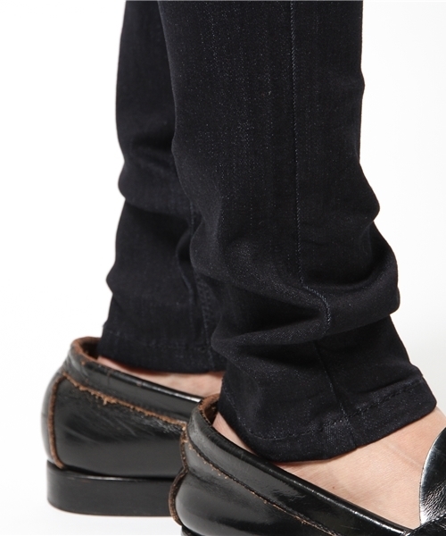 NO ID.(ノーアイディ)の「ストレッチスキニーパンツ(デニムパンツ・メンズ・ホワイト/インディゴブルー/ブラック・3/2/1)」の10枚目の写真