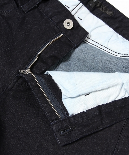 NO ID.(ノーアイディ)の「ストレッチスキニーパンツ(デニムパンツ・メンズ・ホワイト/インディゴブルー/ブラック・3/2/1)」の11枚目の写真