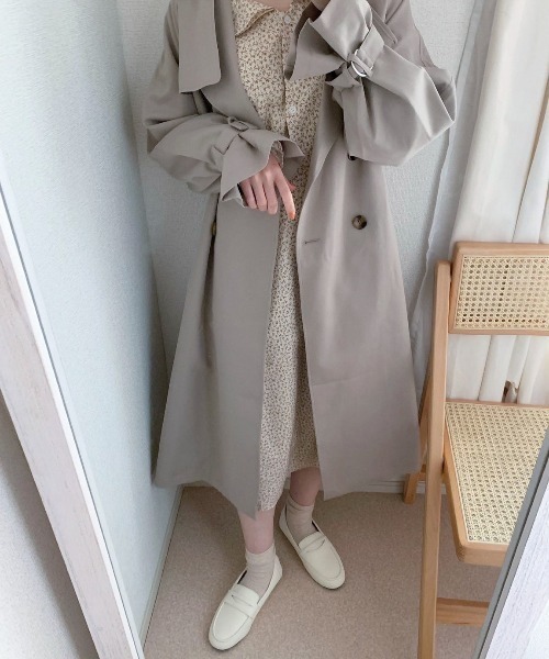 EPIMI E'PIMMY（エピミエピミー）の「くすみカラーロングトレンチコート（トレンチコート・レディース・グレイッシュベージュ/シルバーグレー/ベージュ/ミント・MEDIUM）」の8枚目の写真